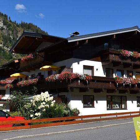 Pension Und Appartement Weinschreiber Rauris Exterior foto